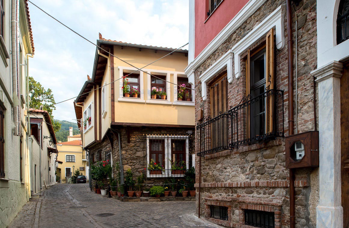 paratash palia xanthi
